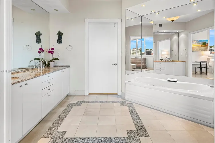 Portofino Tower #504 image #15