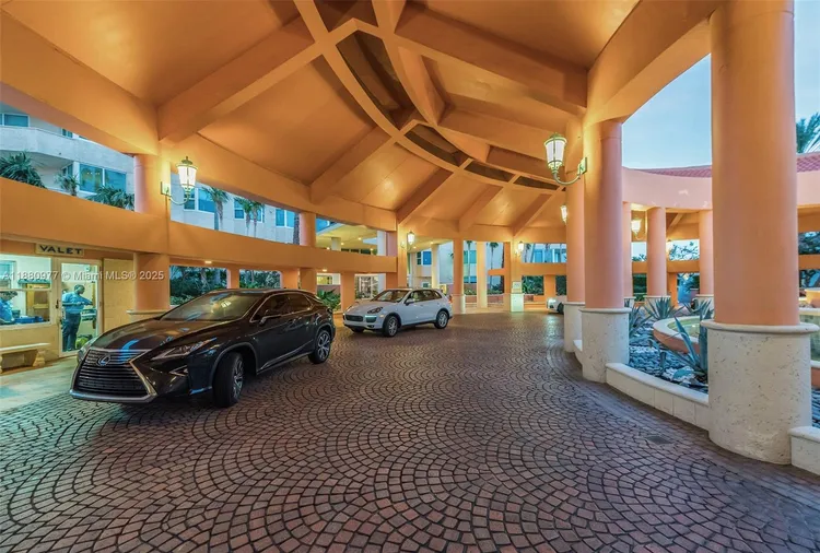 Portofino Tower #504 image #18