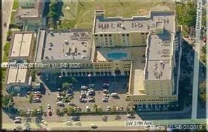 Douglas Grand #412 image #18