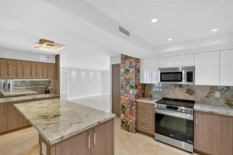 Towers of Quayside Condo #2 #TS4 image #18