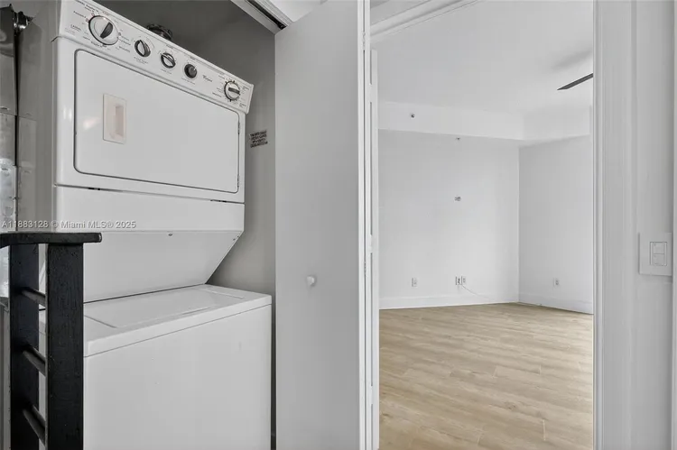 Infinity at Brickell #3026 image #26