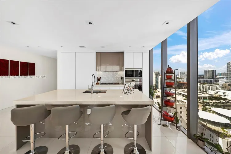 Elysee Miami #2102 image #18