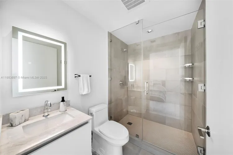 Elysee Miami #2102 image #36