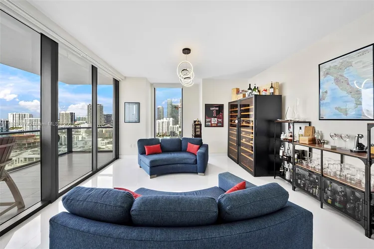 Elysee Miami #2102 image #37