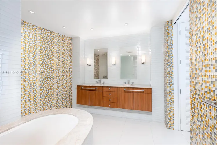 Palm Bay Towers #9N image #10