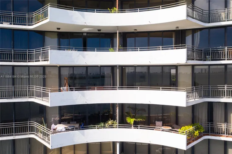 Palm Bay Towers #9N image #25