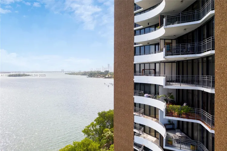 Palm Bay Towers #9N image #27