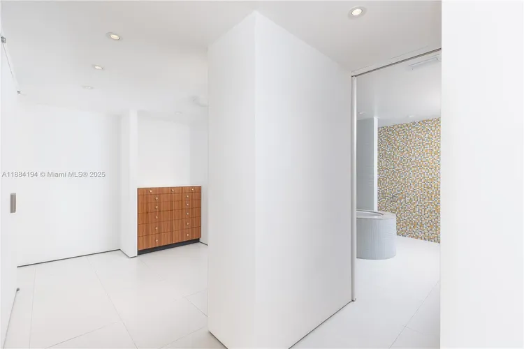 Palm Bay Towers #9N image #6