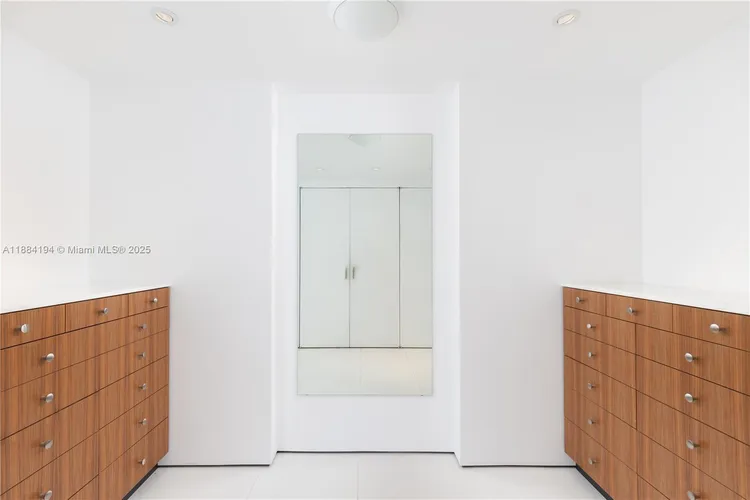 Palm Bay Towers #9N image #8