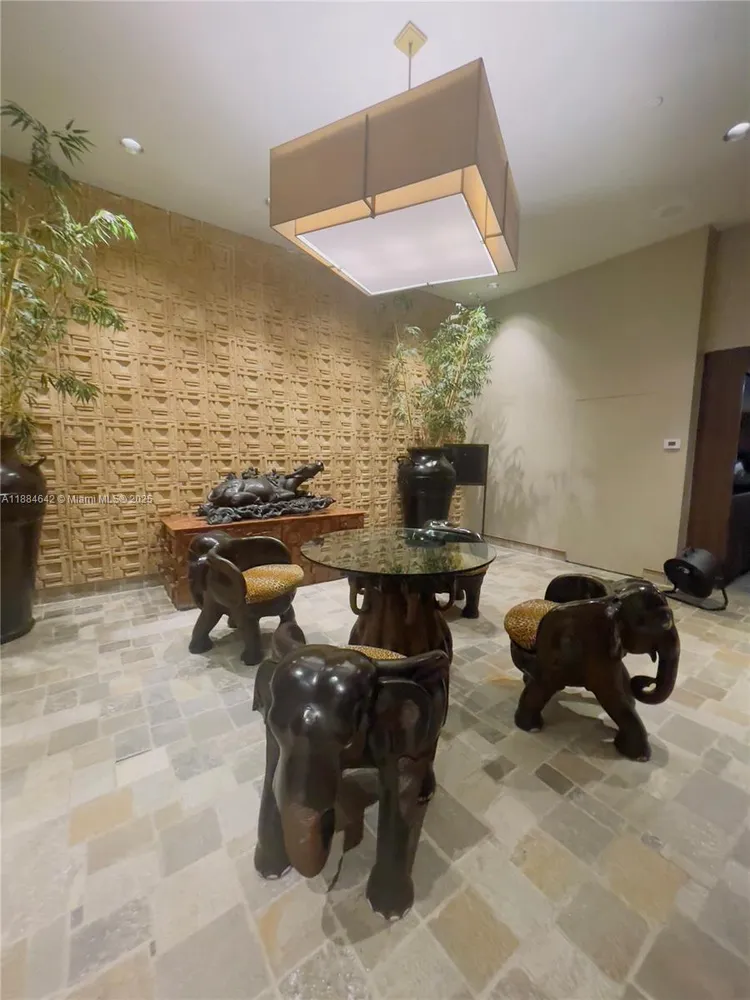 Jockey Club III #2056 image #13