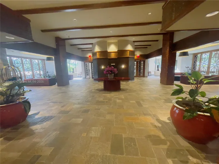 Jockey Club III #2056 image #9