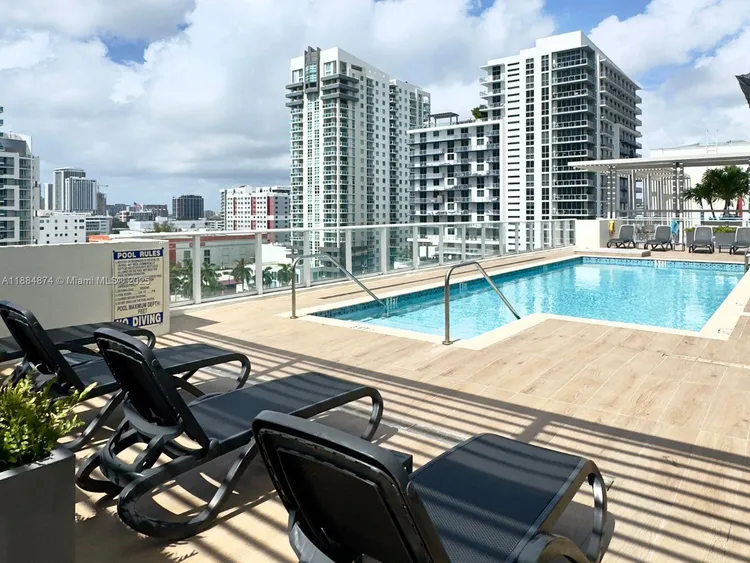 26 Edgewater #901 image #15