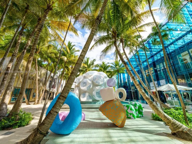 26 Edgewater #901 image #23