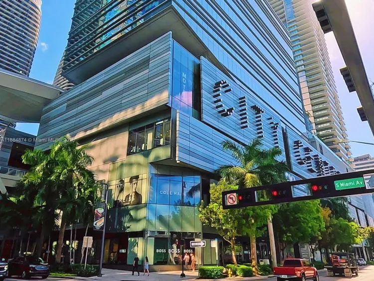 26 Edgewater #901 image #27