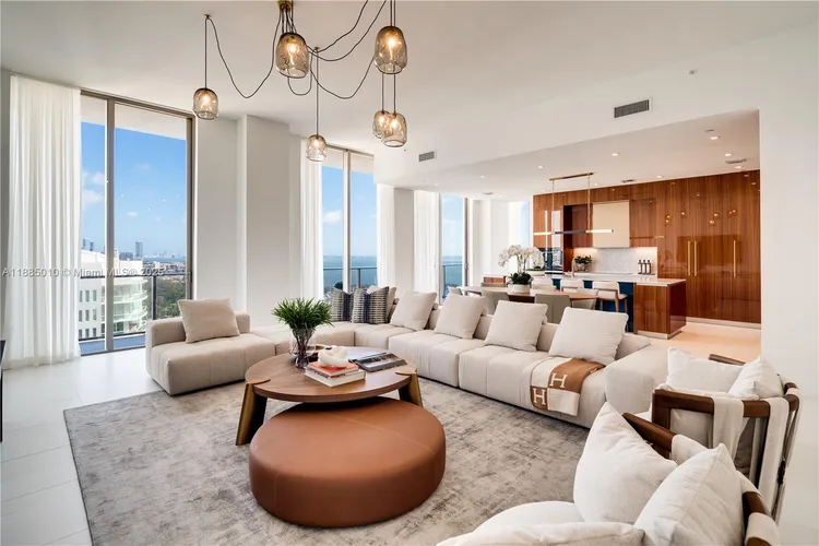 Mr. C Residences Bayshore Tower #LPH image #15