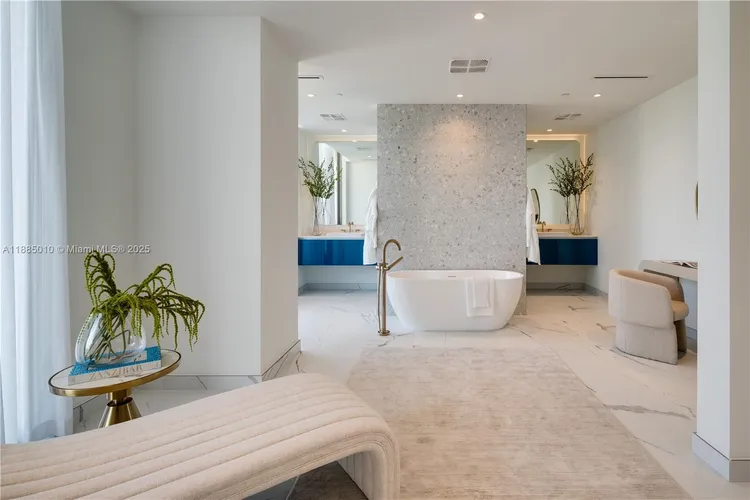 Mr. C Residences Bayshore Tower #LPH image #19