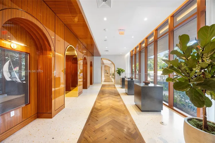 Mr. C Residences Bayshore Tower #LPH image #33