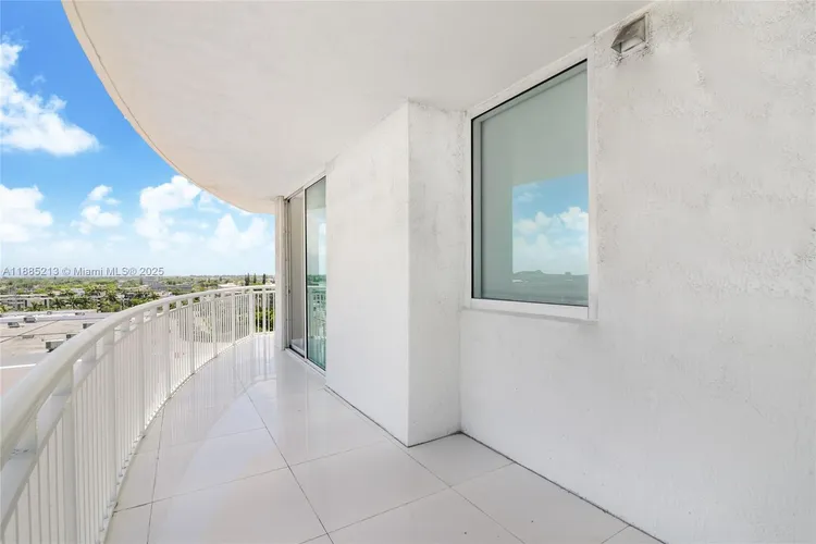 Duo Condo #807W image #11