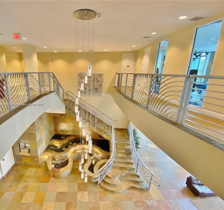 Duo Condo #807W image #15