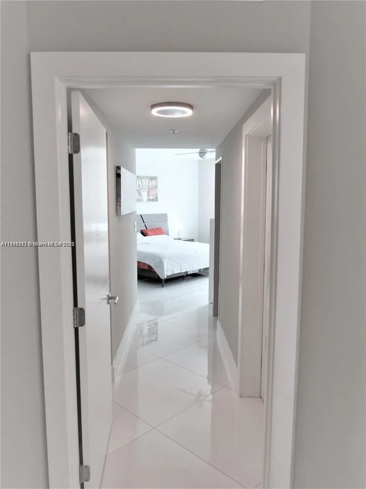 Duo Condo #807W image #23