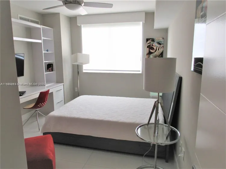 Duo Condo #807W image #25