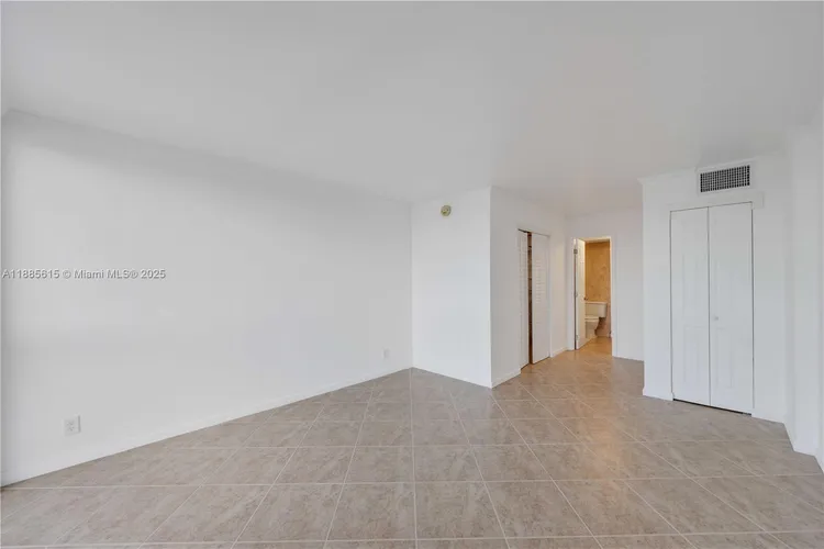 Allington Towers #5C image #17