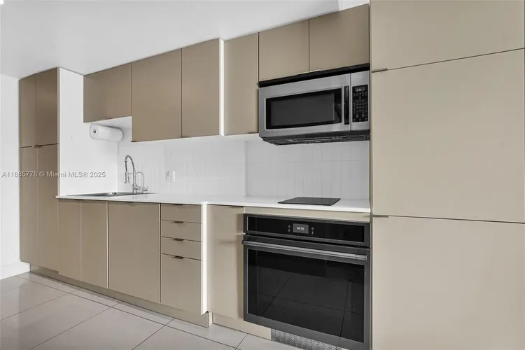 Opera Tower #3708 image #6