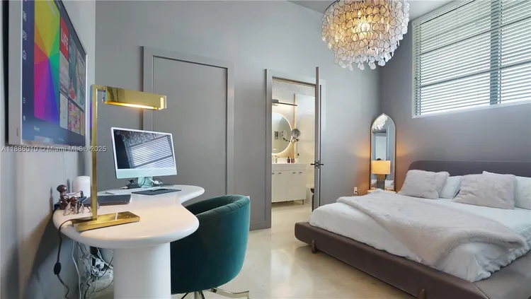 Space 01 Lofts #902 image #27