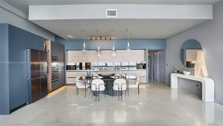 Space 01 Lofts #902 image #40