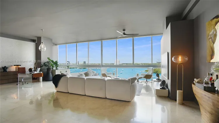 Space 01 Lofts #902 image #46