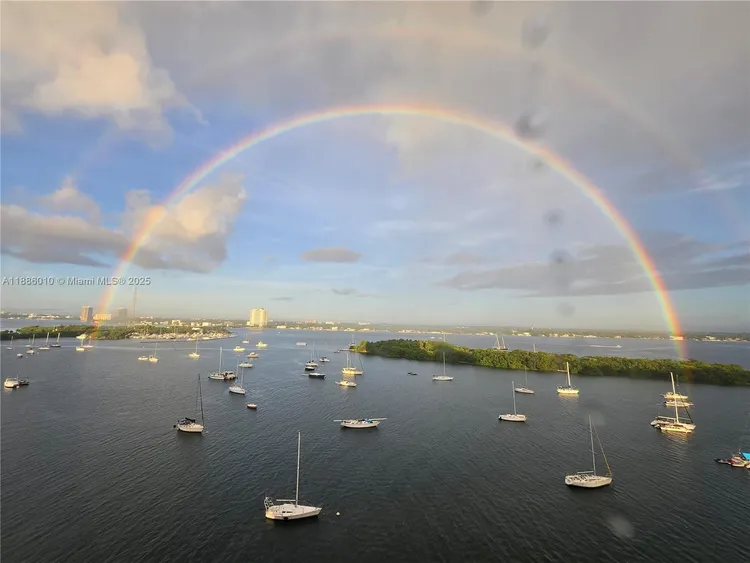 Space 01 Lofts #902 image #47