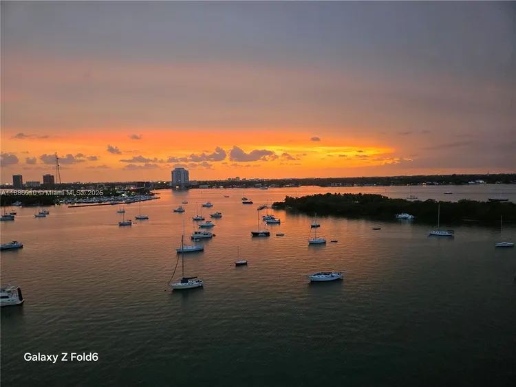 Space 01 Lofts #902 image #48