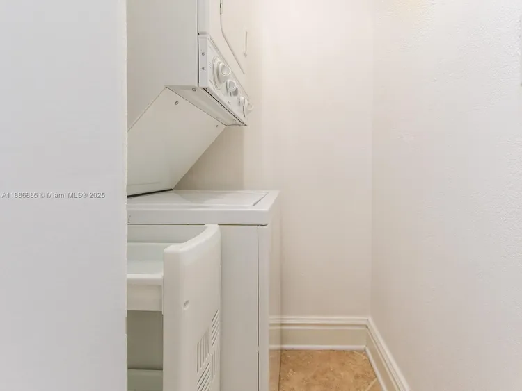 Manatee #703 image #11