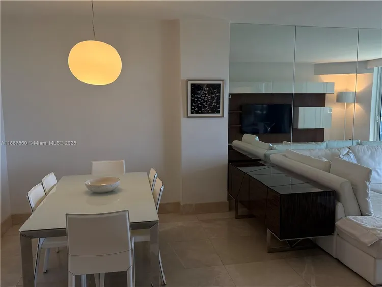 Harbour House #533 image #43