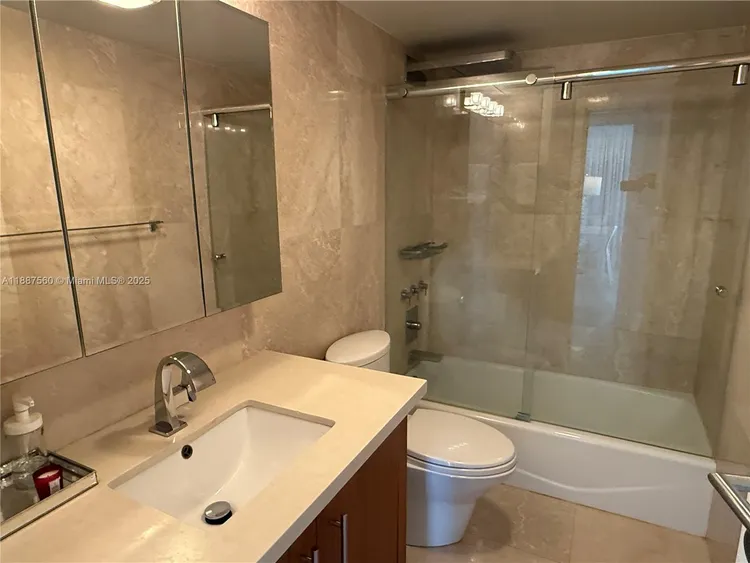 Harbour House #533 image #49