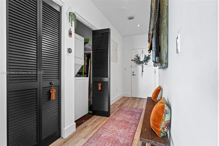 Nordica #1111 image #30