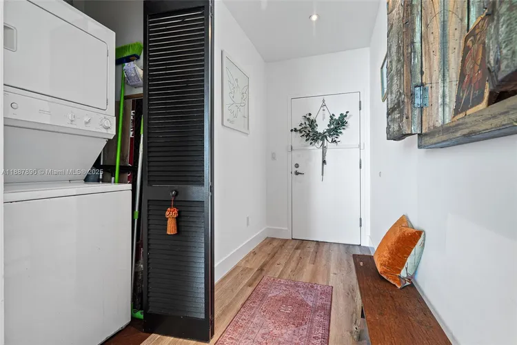 Nordica #1111 image #31