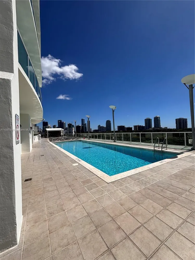 Nordica #1111 image #51