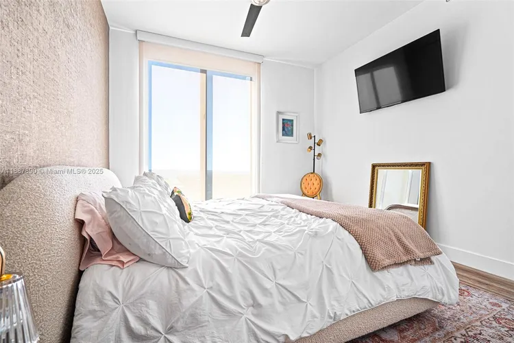 Nordica #1111 image #9