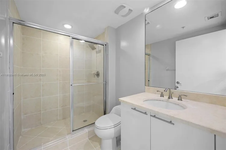 One Fifty One At Biscayne #2009 image #19