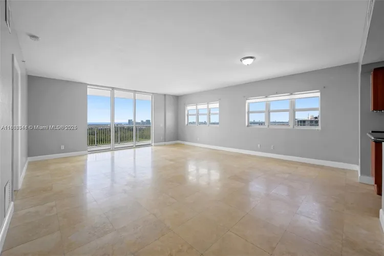 One Fifty One At Biscayne #2009 image #6