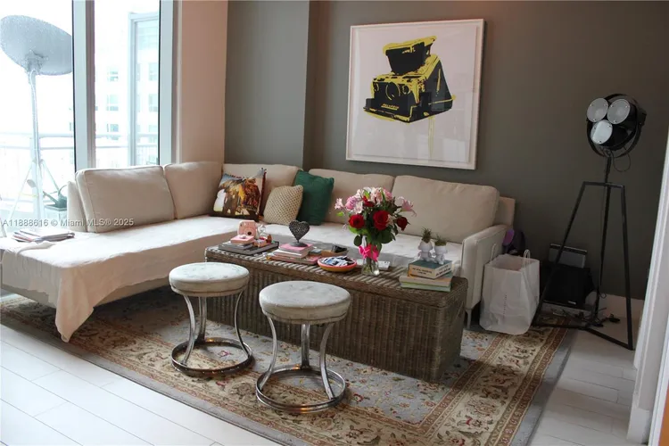 Neo Vertika #2327 image #15