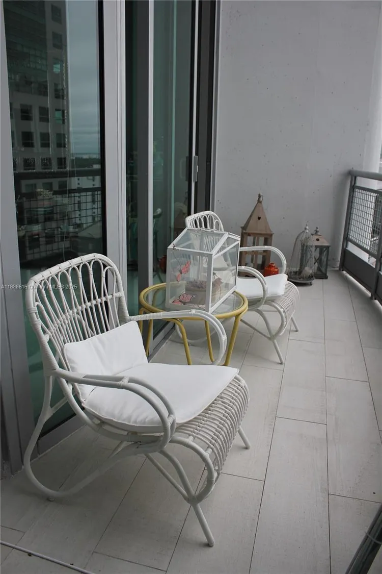 Neo Vertika #2327 image #26