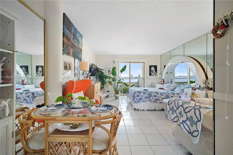 Bayshore Yacht Tennis Club #714 image #11