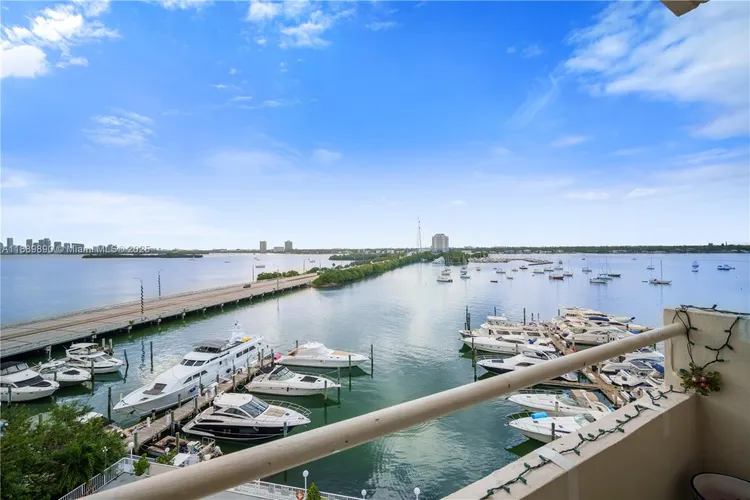 Bayshore Yacht Tennis Club #714 image #17