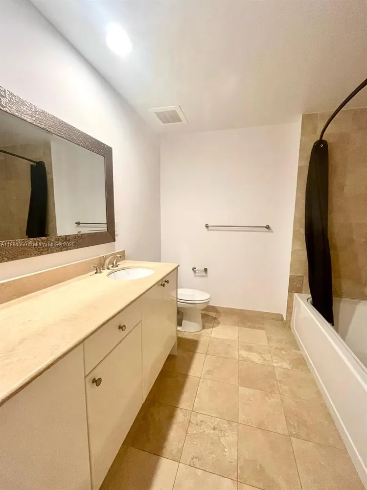 Duo Condo #2404W image #12