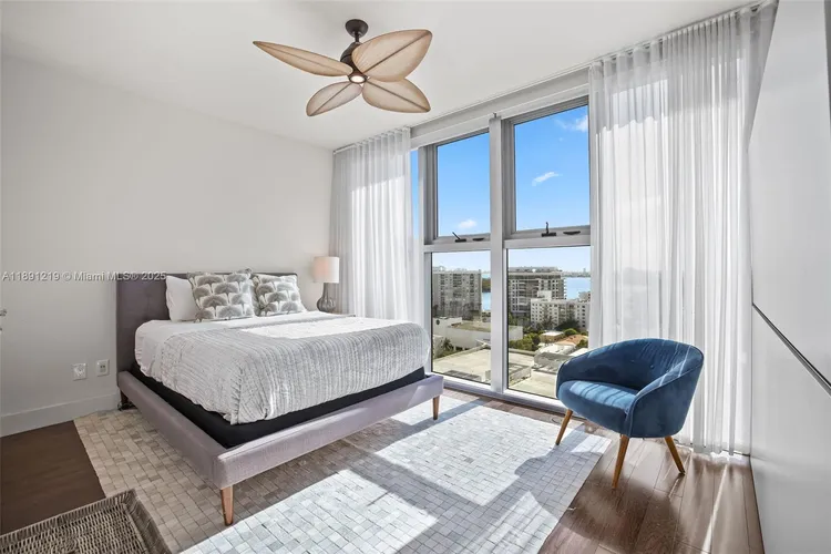 Carillon Condo North Tower #1610 image #12