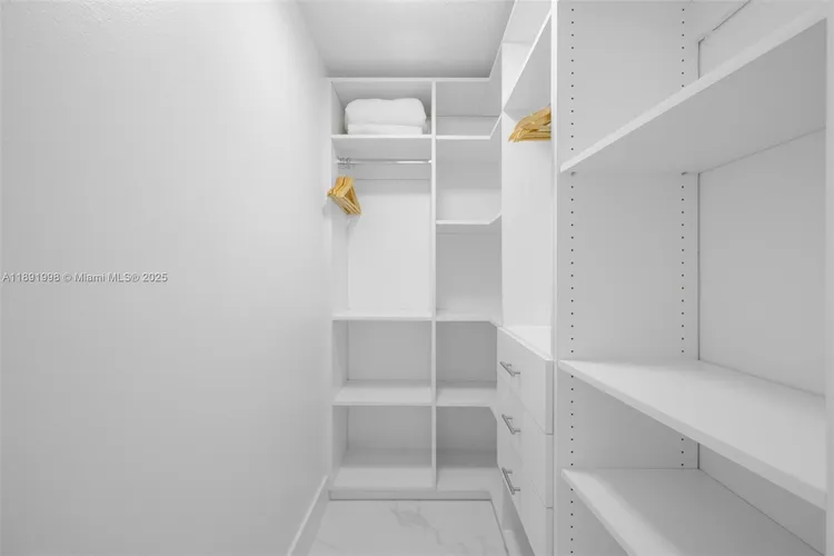 Marina Bay Club #708 image #18