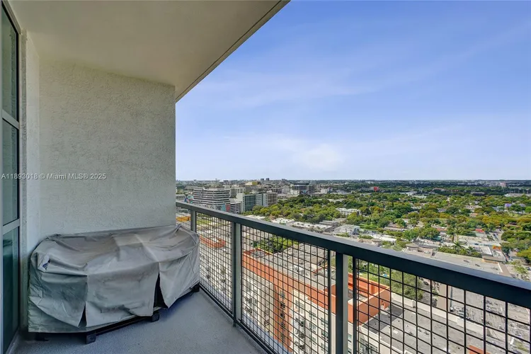 Midtown 4 #H2205 image #17