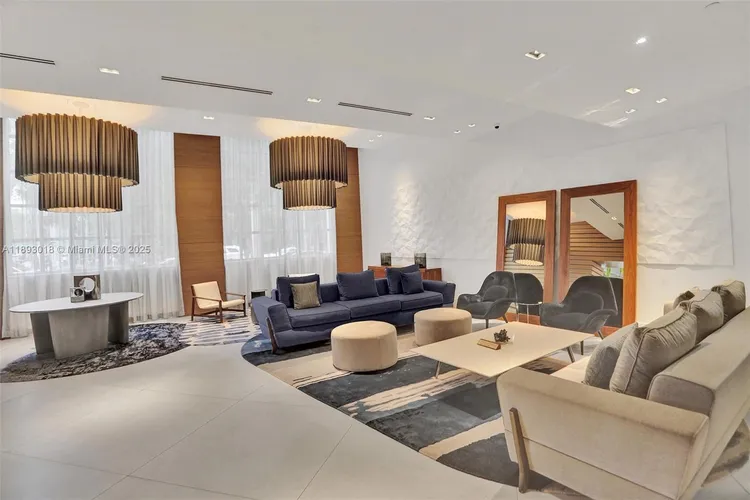 Midtown 4 #H2205 image #24